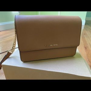 Michael Kors Daniela Saffiano bag